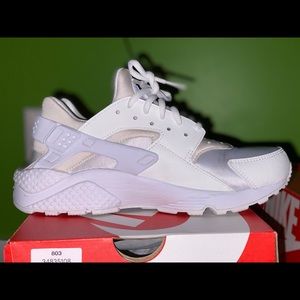 Women’s Air Hurrache Run